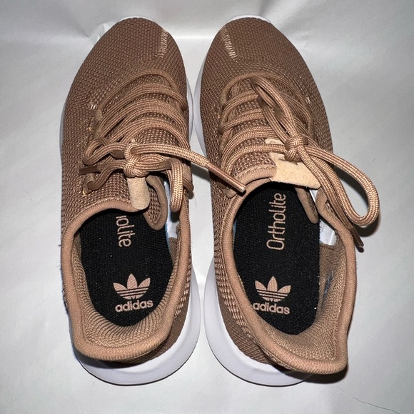 New Adidas Tubular Shadow Knit Sneaker in Beige Sand - Picture 3 of 5